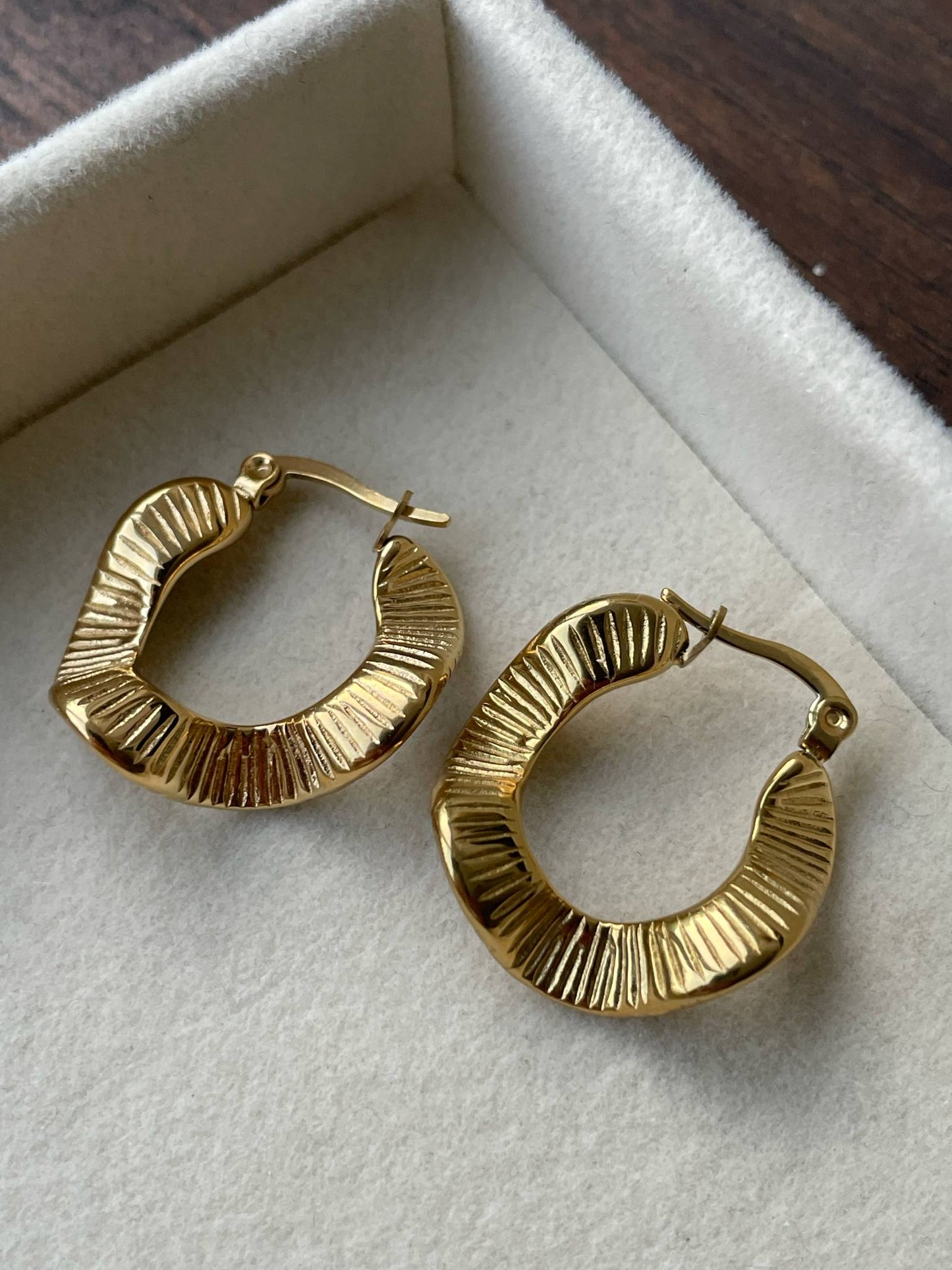 Sun Hoops