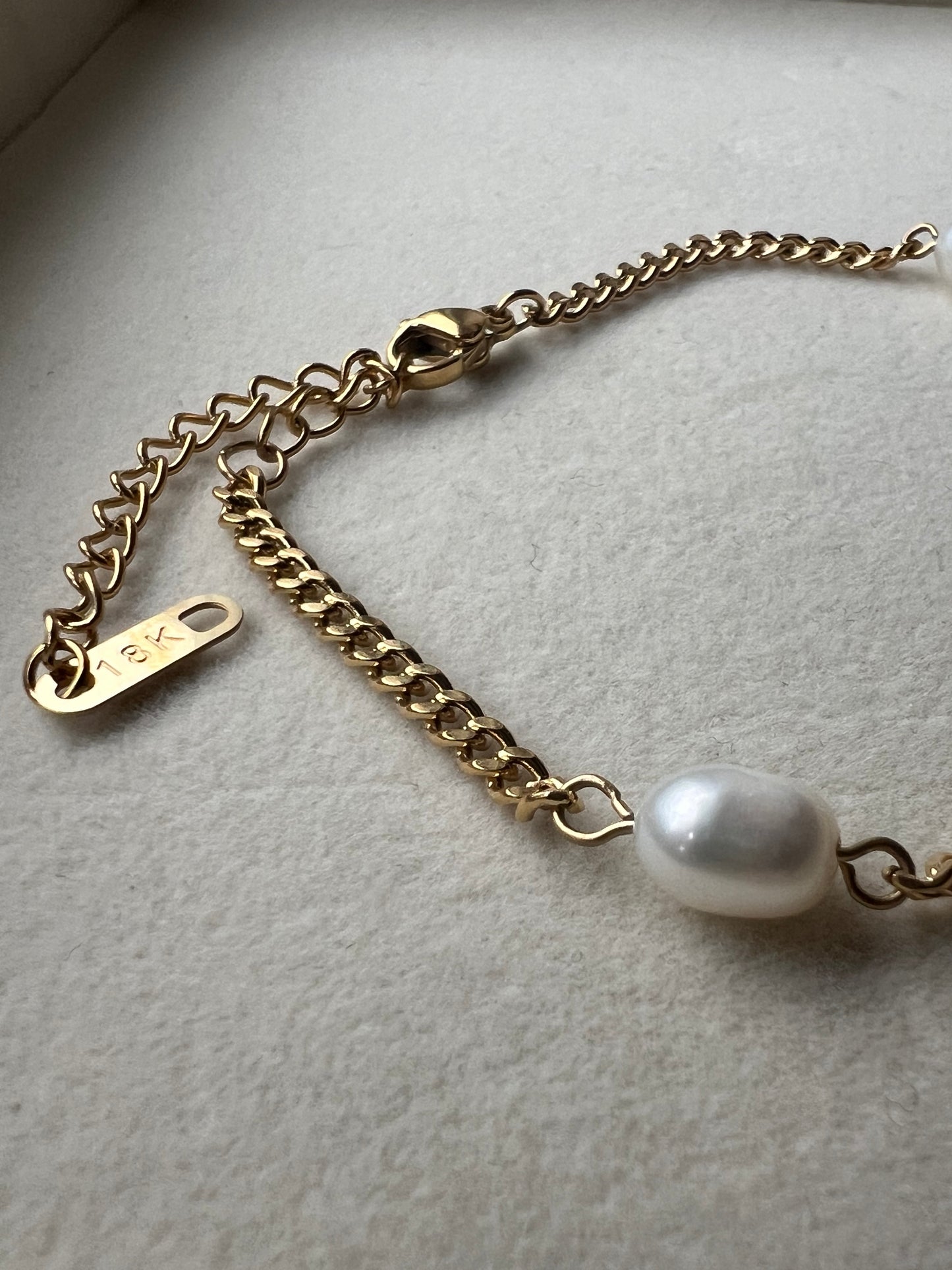 Guld små perle armbånd